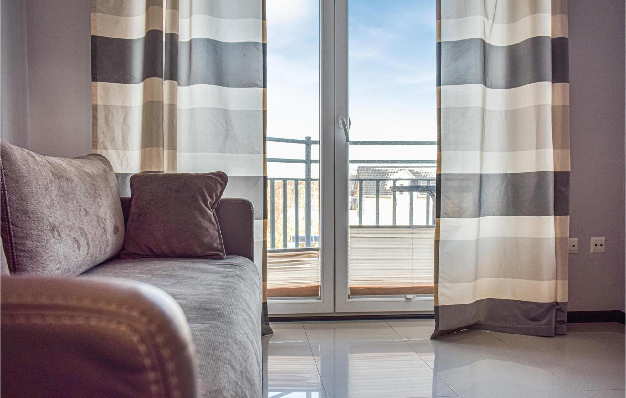 Nice Apartment In Darlowko With Wifi Dış mekan fotoğraf